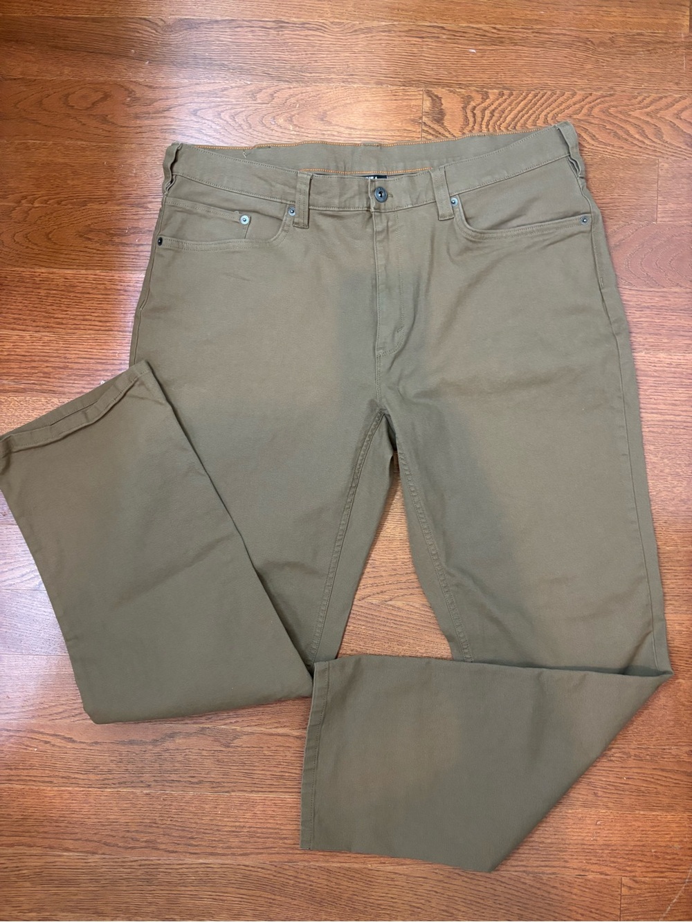 Eddie Bauer Straight Dark Tan Men's Flat Front  Pants, 36/32, Flex Mountain Jean